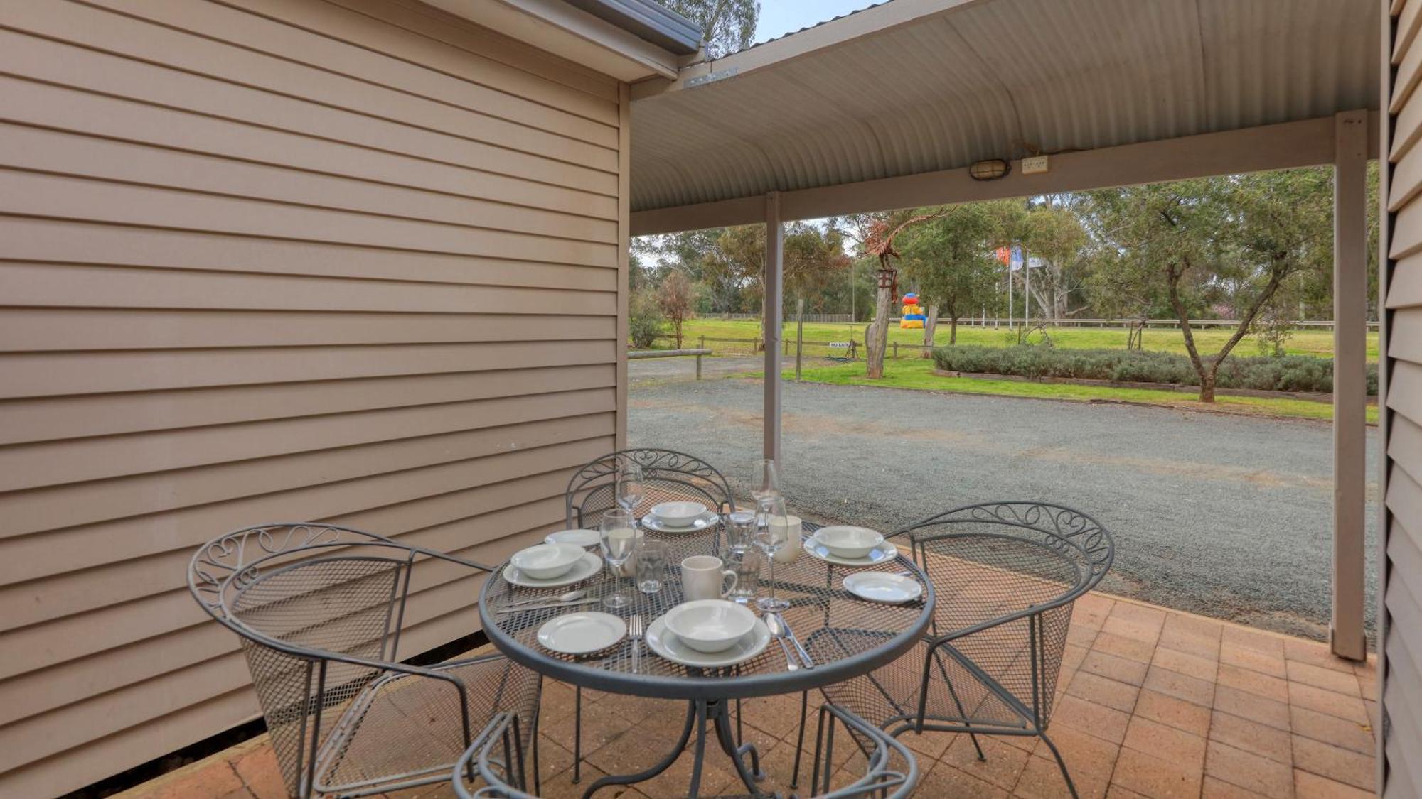Deniliquin Riverside Caravan Park Luaran gambar