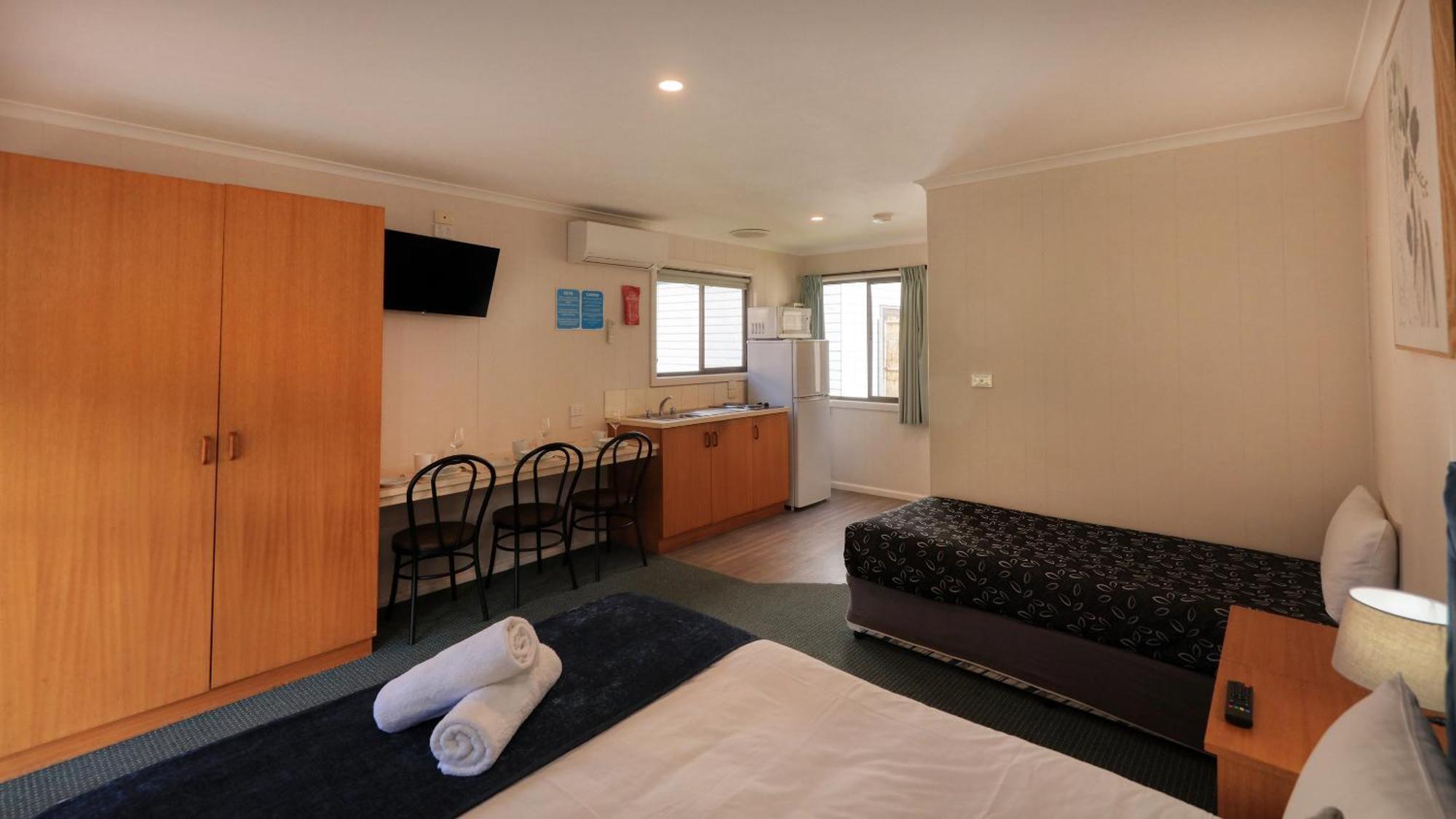Deniliquin Riverside Caravan Park Luaran gambar