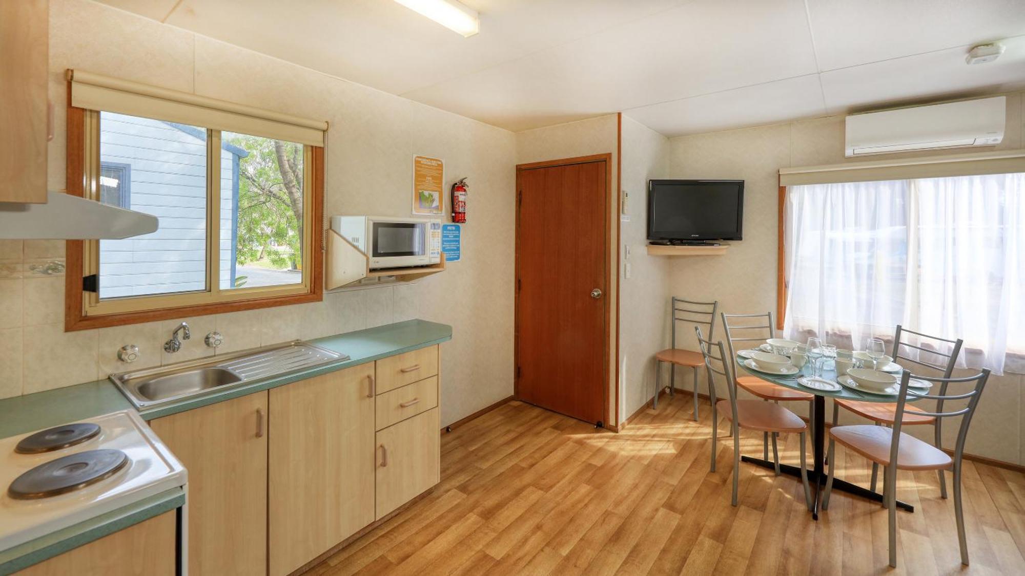 Deniliquin Riverside Caravan Park Luaran gambar
