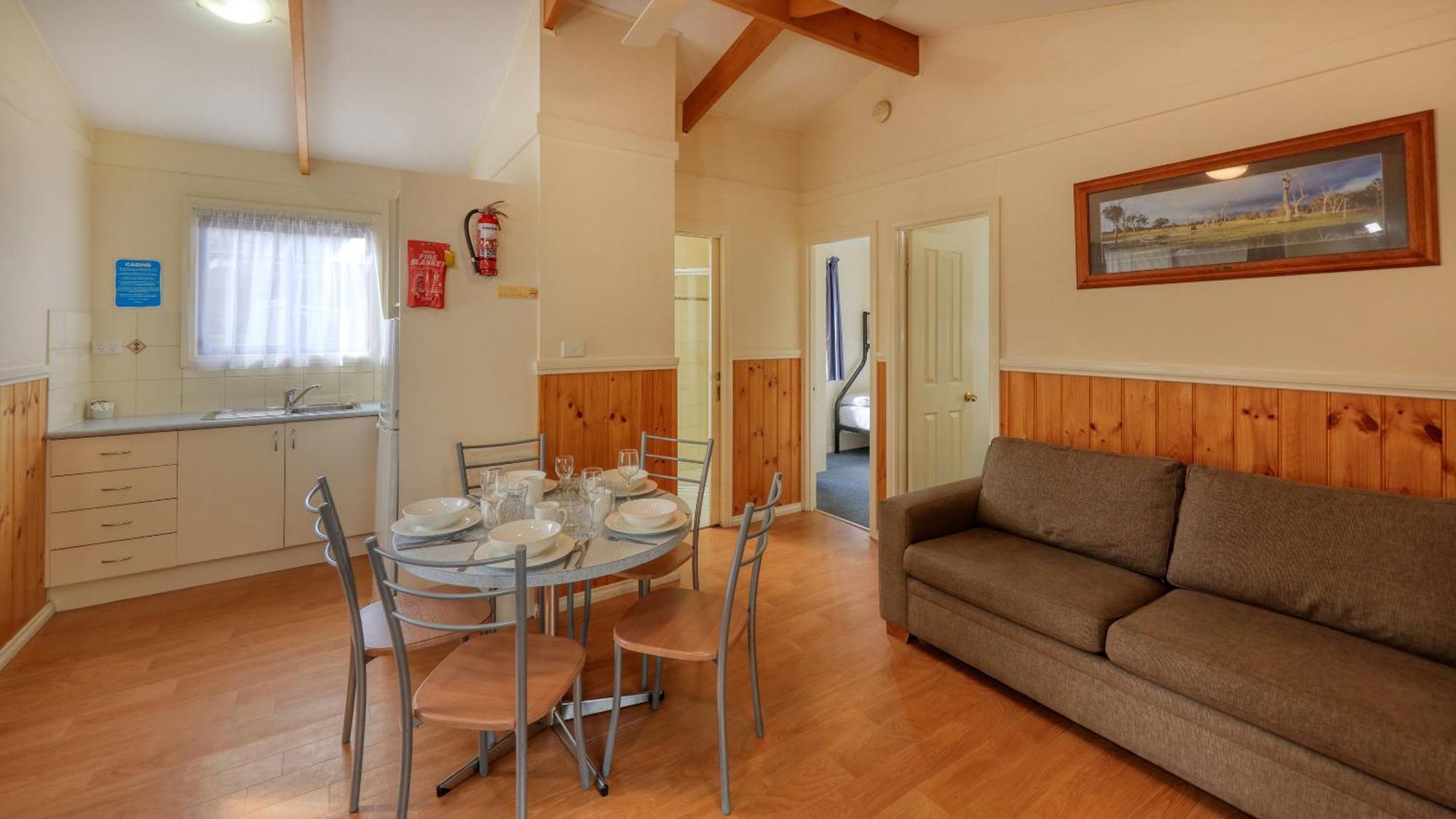 Deniliquin Riverside Caravan Park Luaran gambar