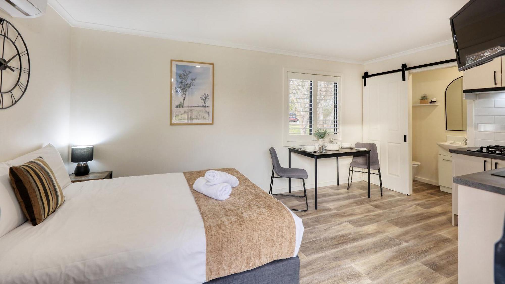 Deniliquin Riverside Caravan Park Luaran gambar