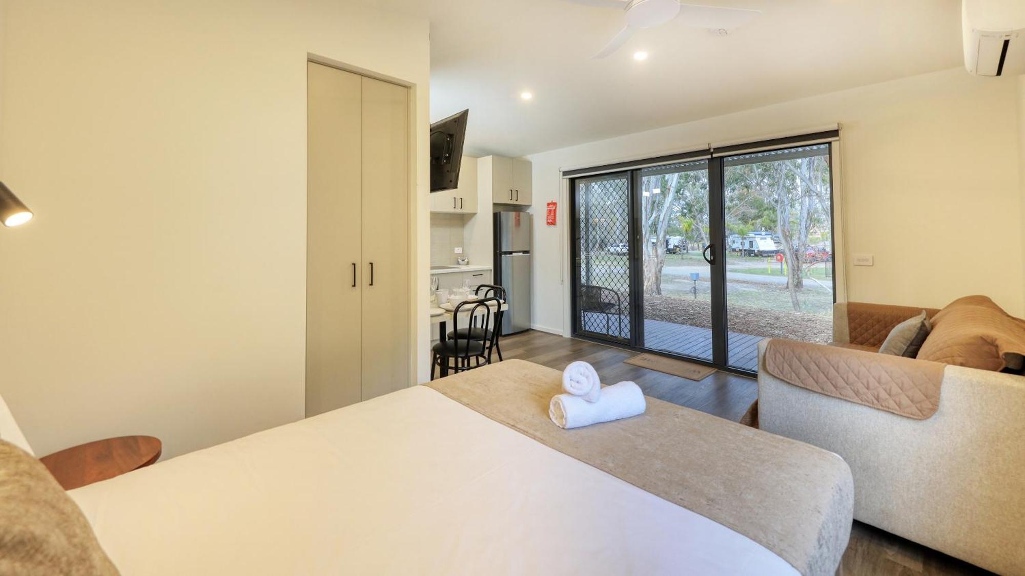 Deniliquin Riverside Caravan Park Luaran gambar