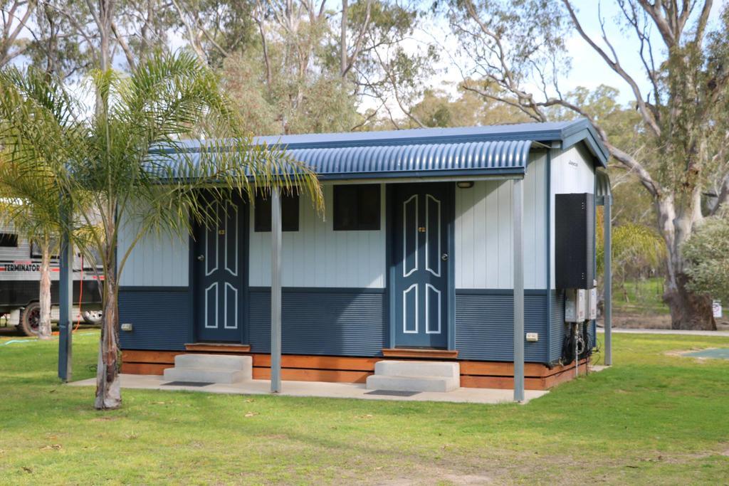 Deniliquin Riverside Caravan Park Luaran gambar